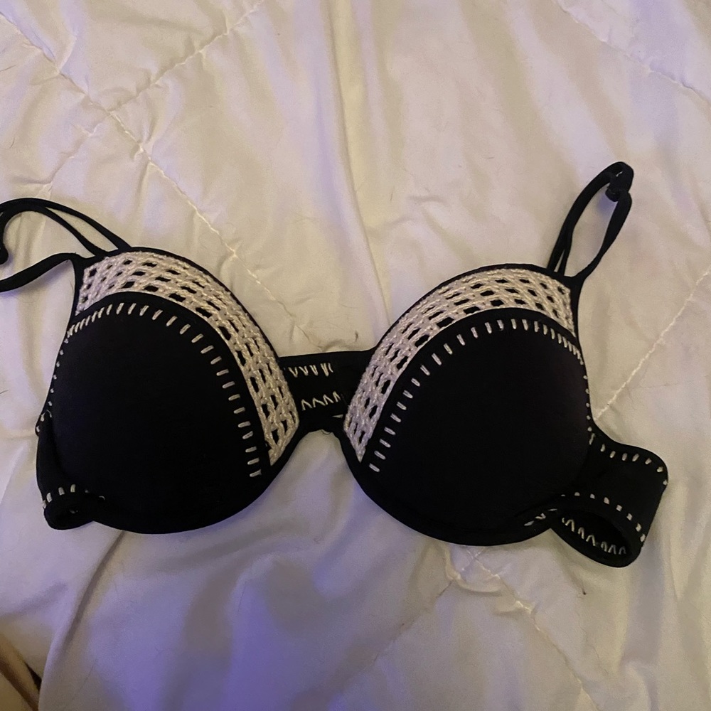 Victoria’s Secret bathing suit top